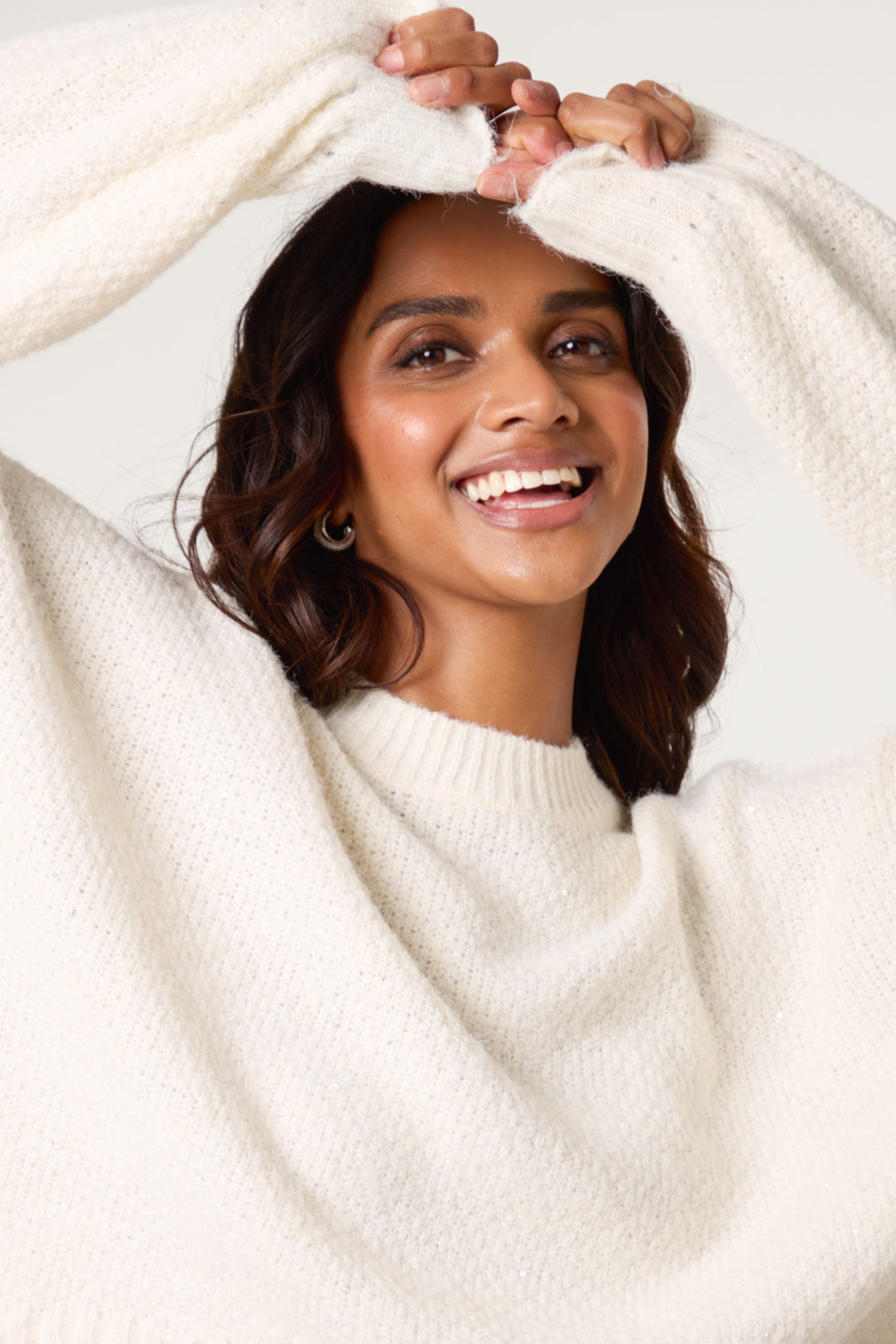 Blue Vanilla Ivory Round Neck Sequin Detailed Jumper
