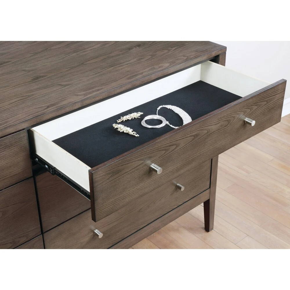 Carson Carrington Setermoen Mid-Century Modern Brown Walnut 4-piece Bedroom Set