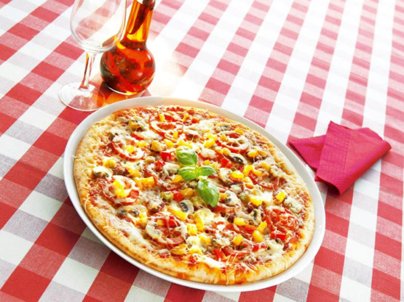 Talerz do pizzy Friends Time 32 cm LUMINARC