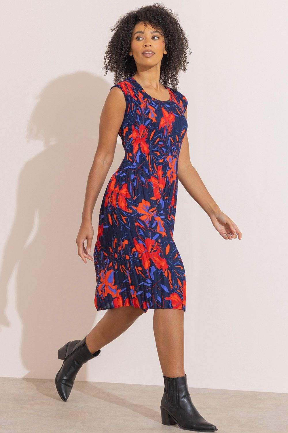 Klass. Floral Print Pleated Dress