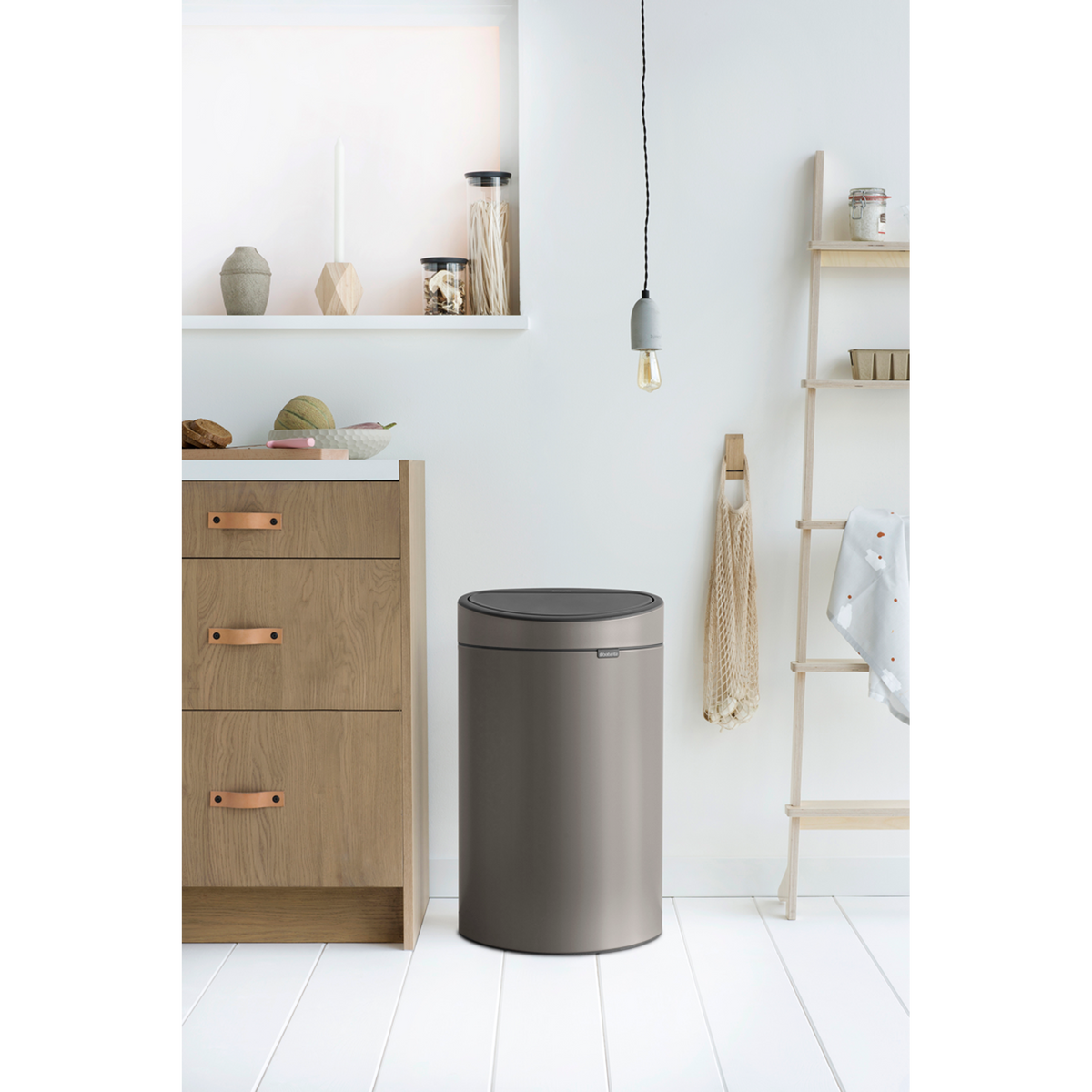 Brabantia Touch Bin New afvalemmer, 40 liter, kunststof binnenemmer - Platinum