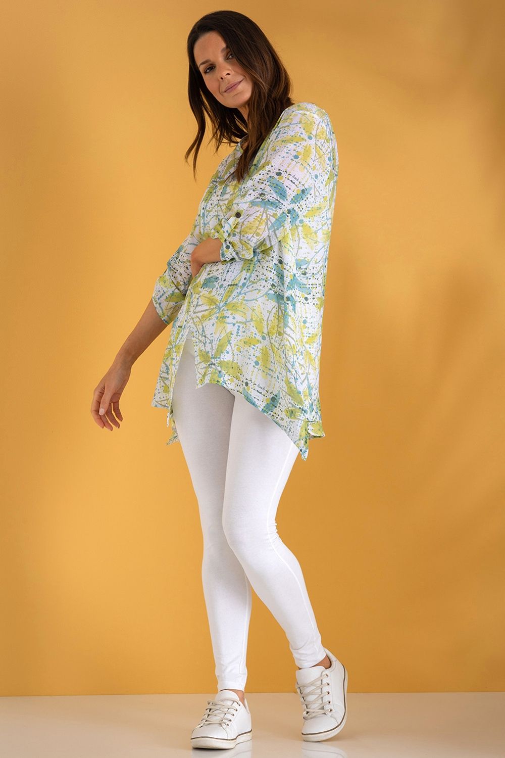 Klass. Splash Print Dipped Hem Top