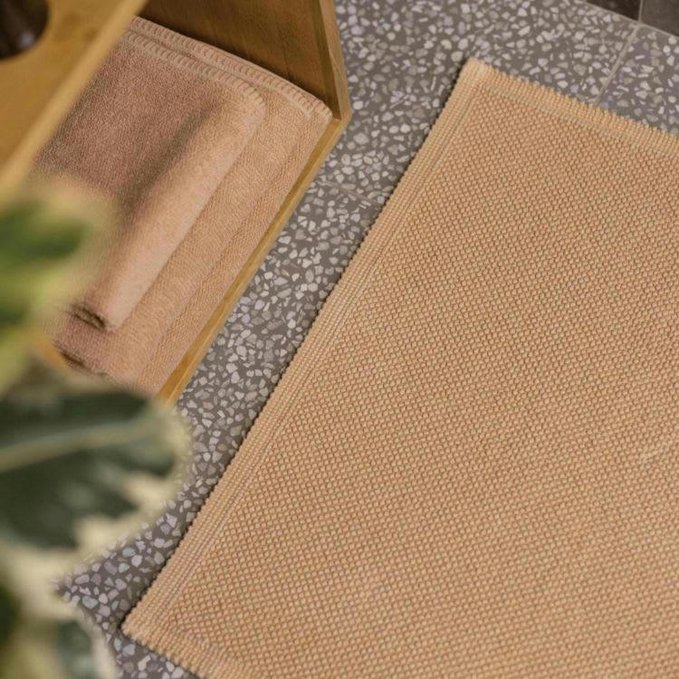 ETIA - Tapis de bain uni  en coton latte 54 x 110