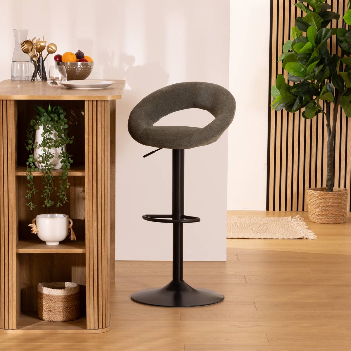 Set of 2 bar stools "Sasha" Cedar Green, 96.5x51.5x48.5 cm