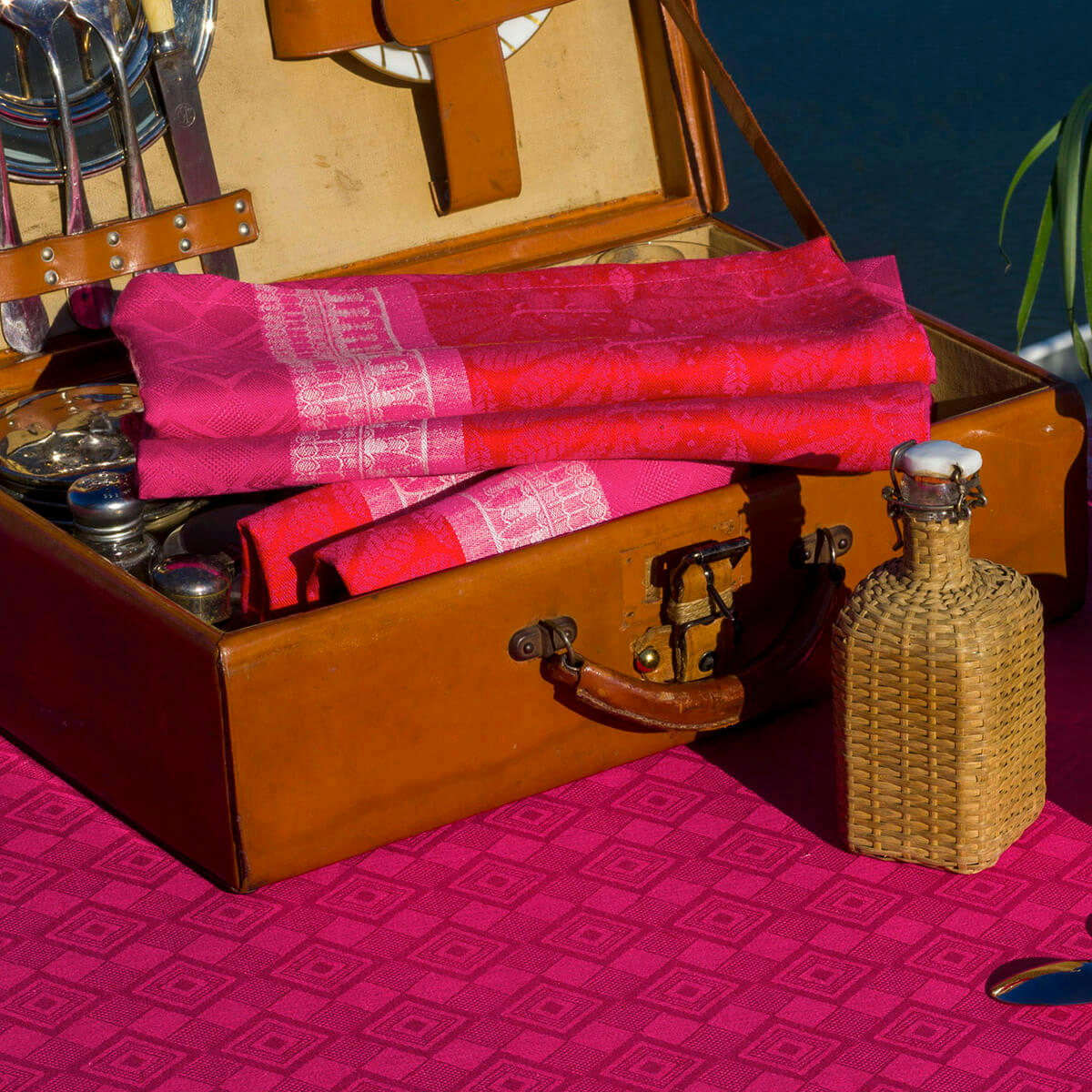 CROISIÈRE SUR LE NIL - Serviette en lin orchidee 58 x 58