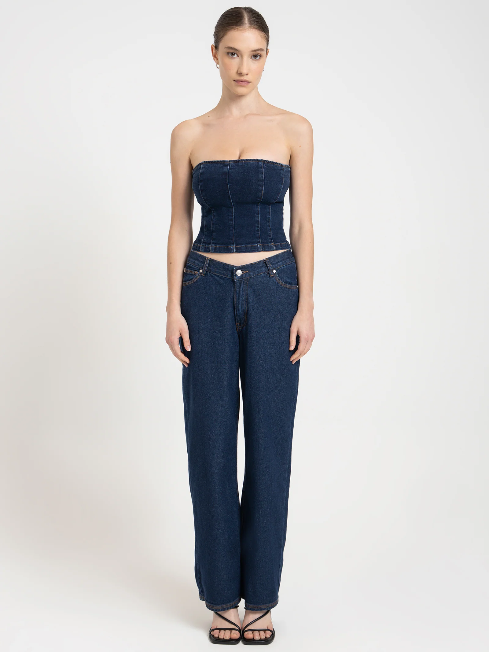 Hailey V Front Jeans