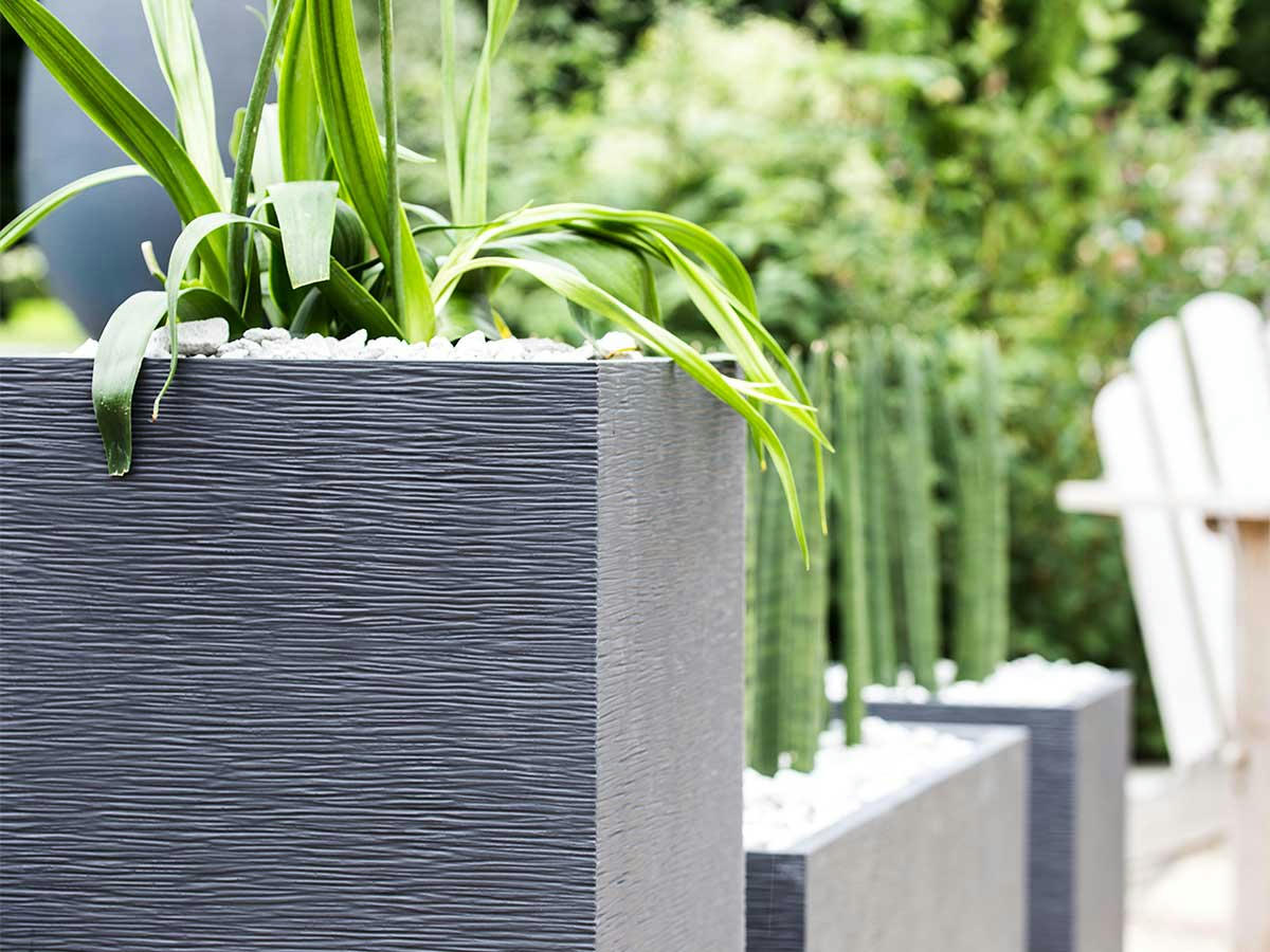 GRAPHIT - Jardinière carrée 40x40x44 cm en polypropylène anthracite