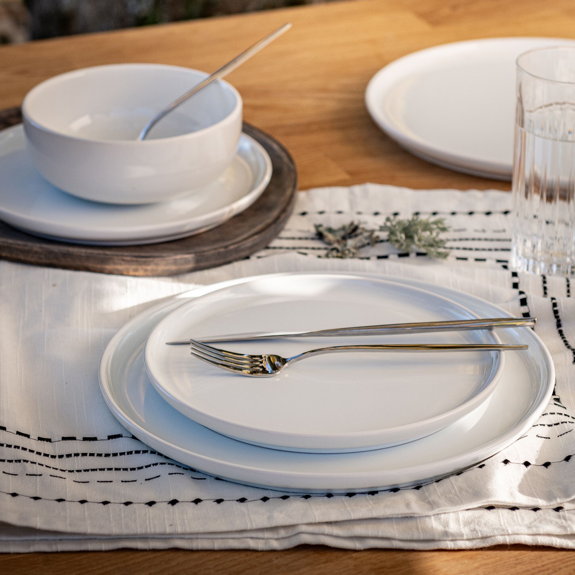 SELMA - Service de vaisselle en faïence - blanc ventoux