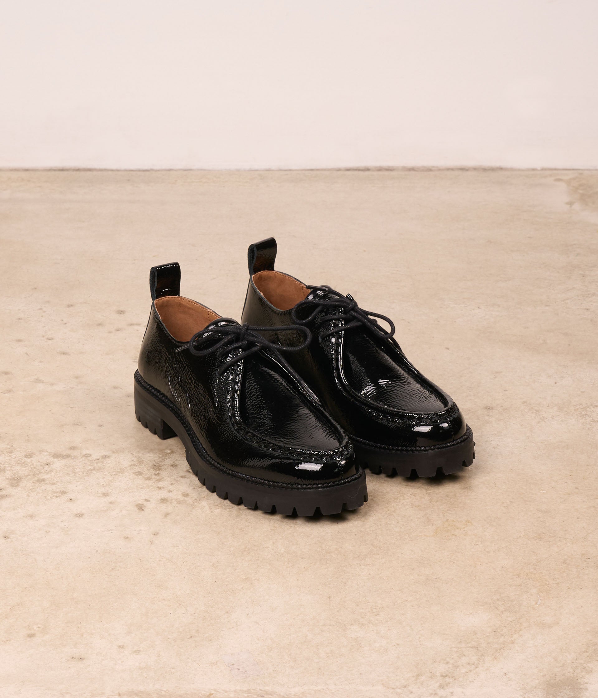 Derbies en cuir verni noir George