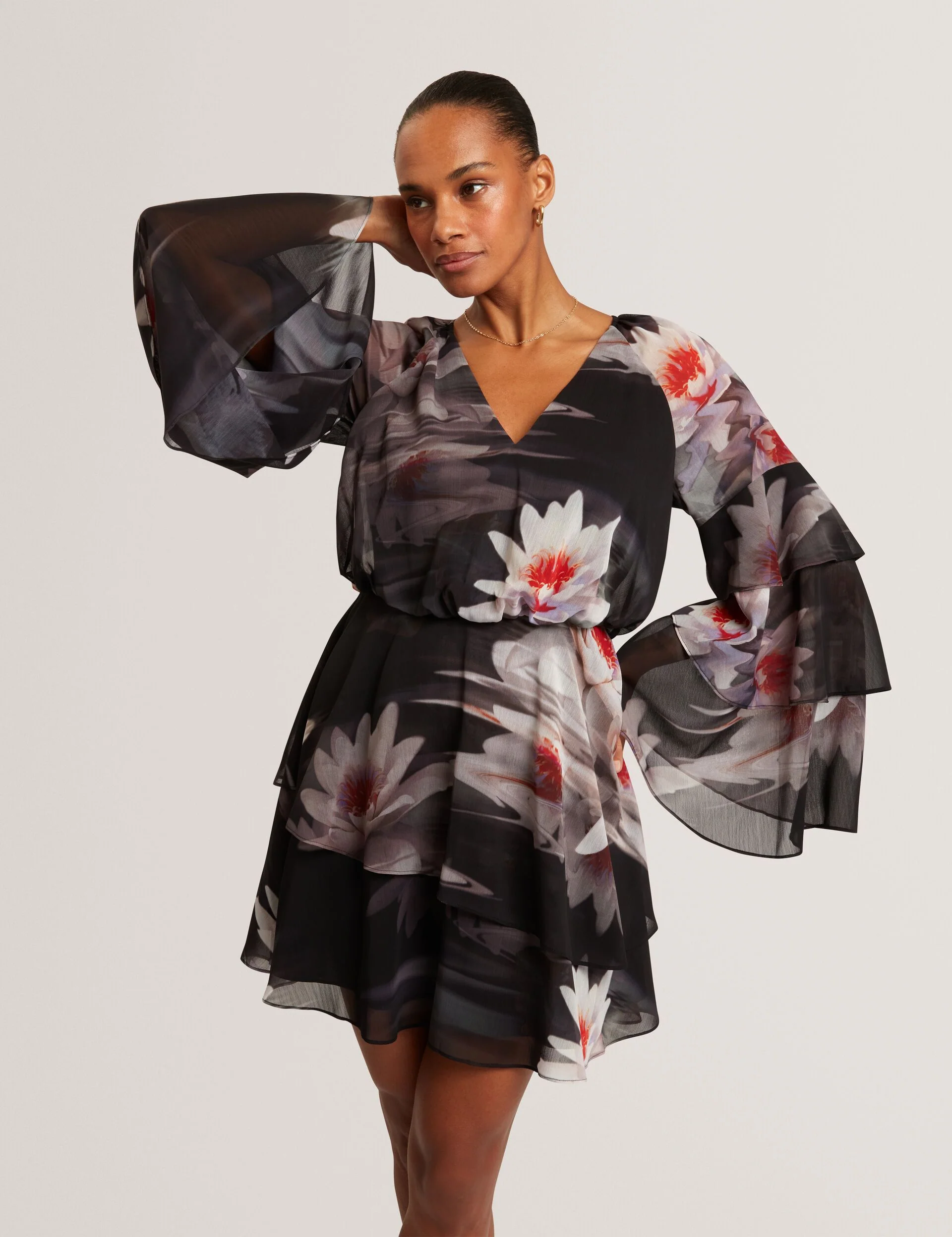 NAYVIE | BLACK
