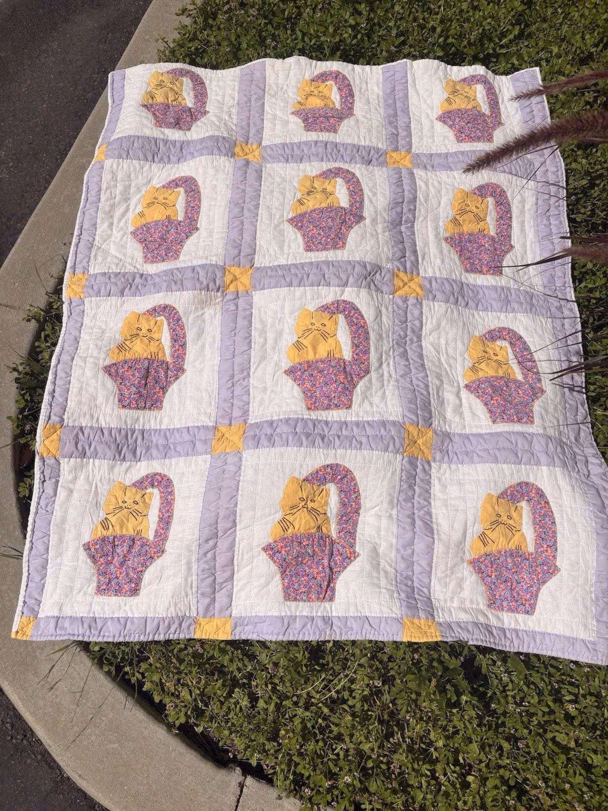 Vintage Hand Stitched Appliquéd Cat Quilt Cats In Baskets Kittens Hand Sewn