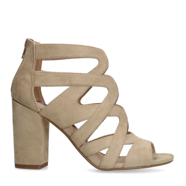 Beige suède opengewerkte sandalen met hak