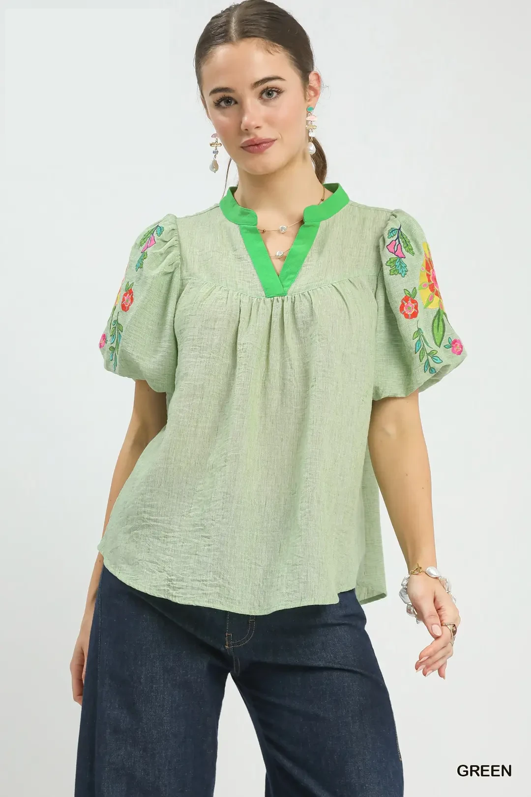 Embroidered Puff Sleeve Top
