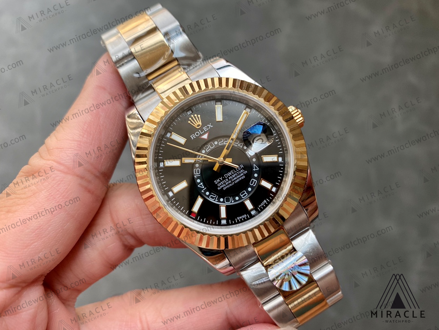 Replica Watch-ROLEX-Sky Dweller-REF.M326933-0002-ELITE CLONE-42MM