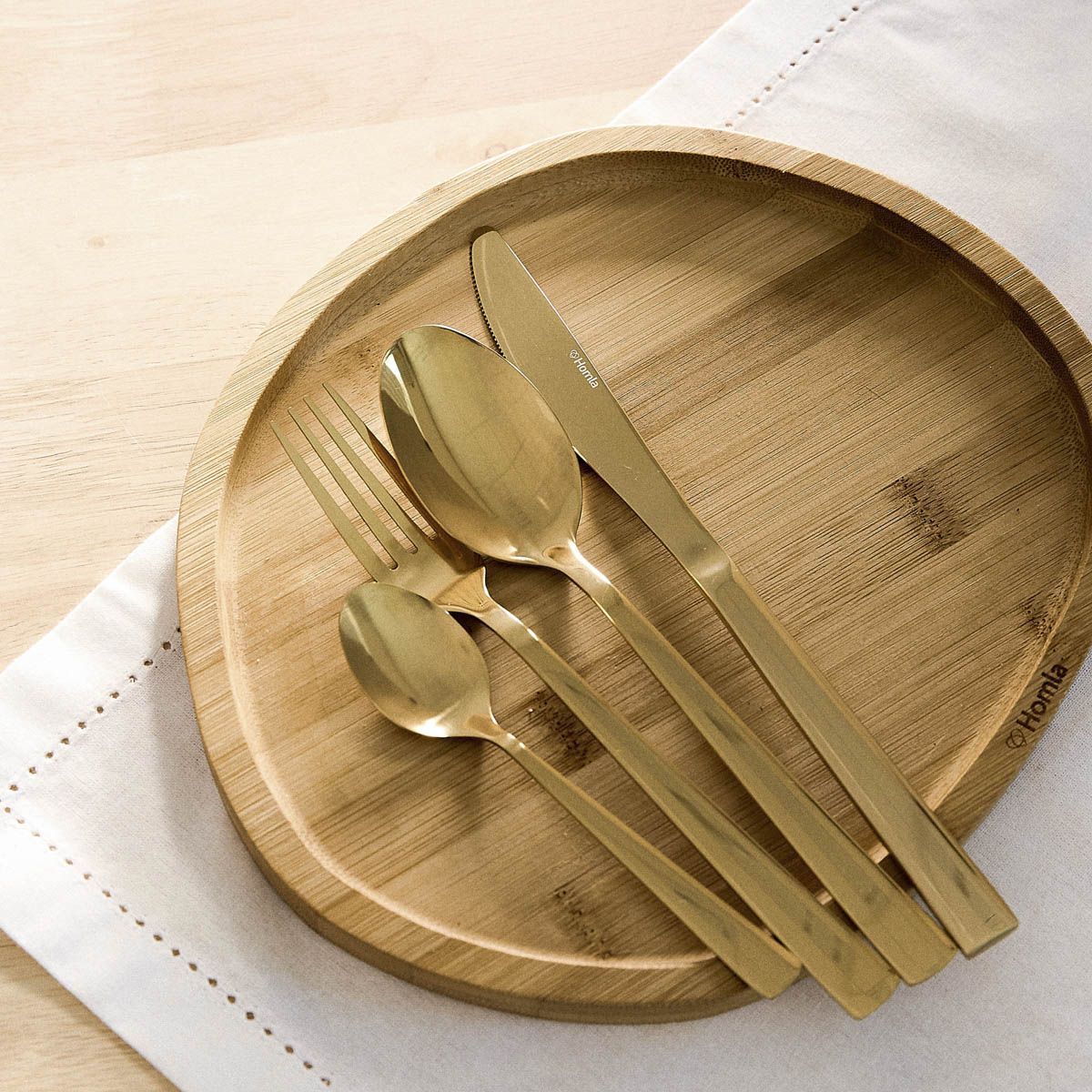 Zestaw sztućców FABRO złotych 24 szt.