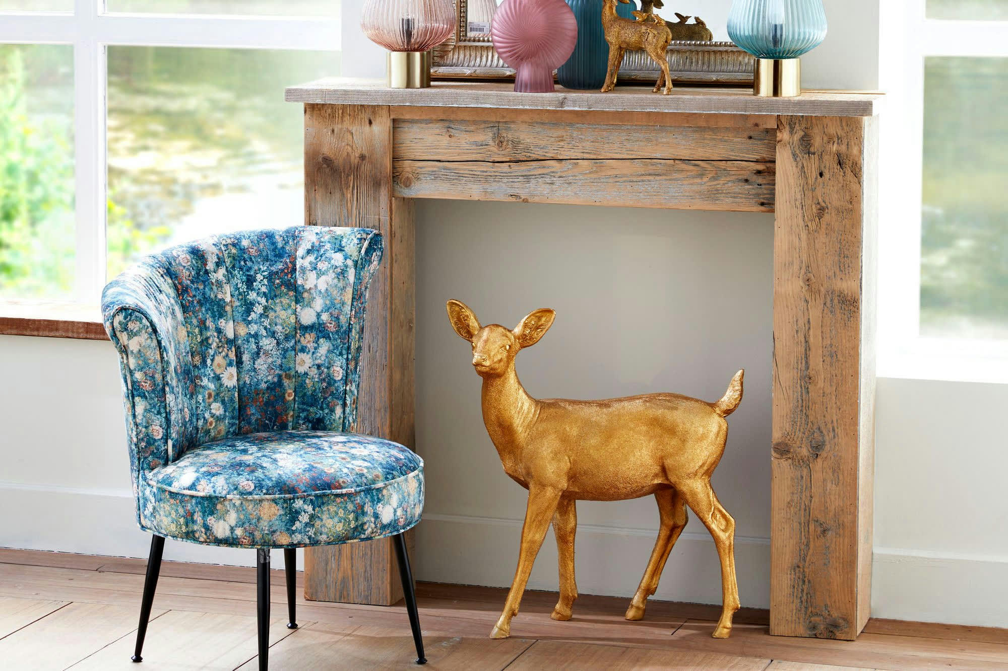 BAKER - Fauteuil vintage en velours aux motifs floraux