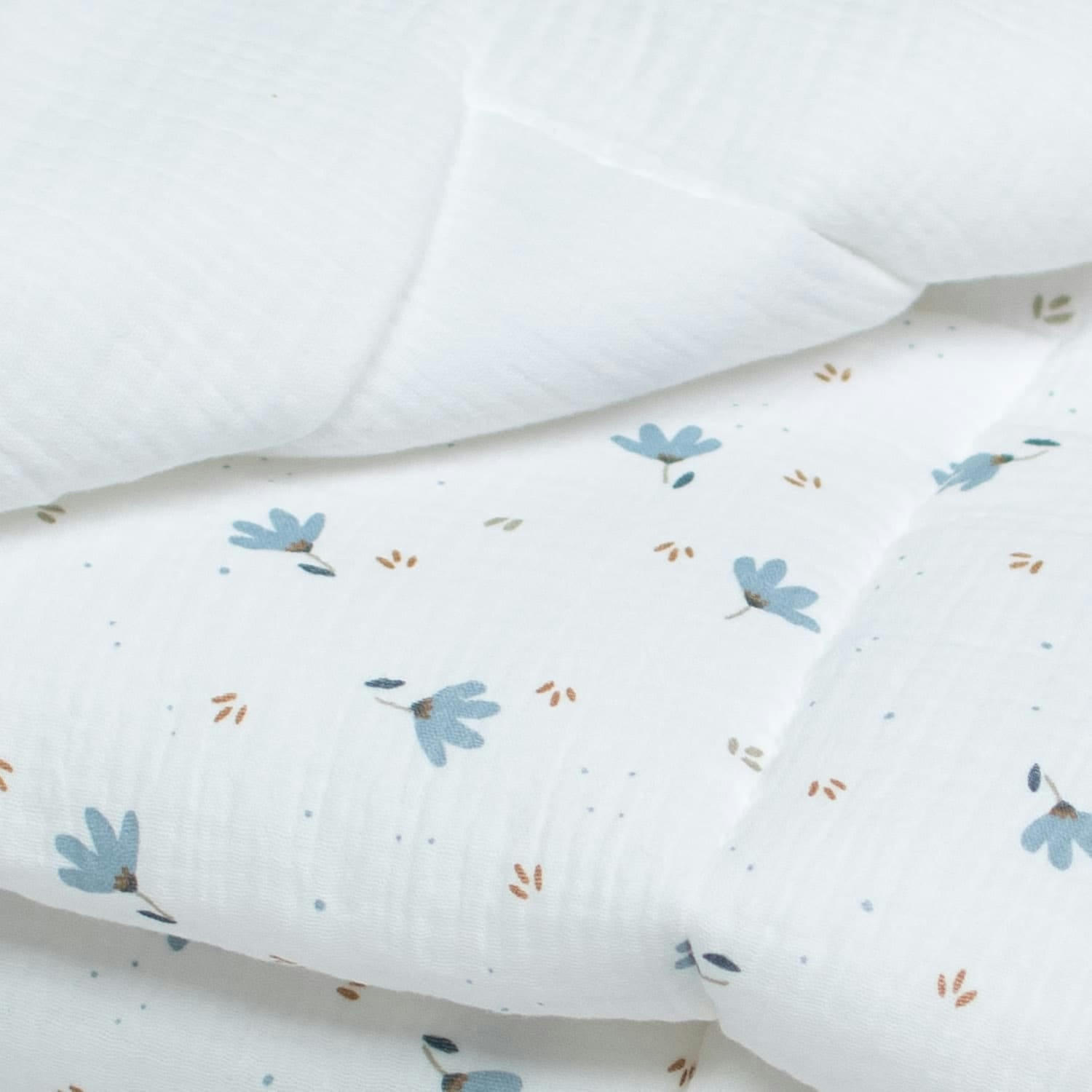 BLEUET - Couverture bébé gaze de coton  70 x 100 cm