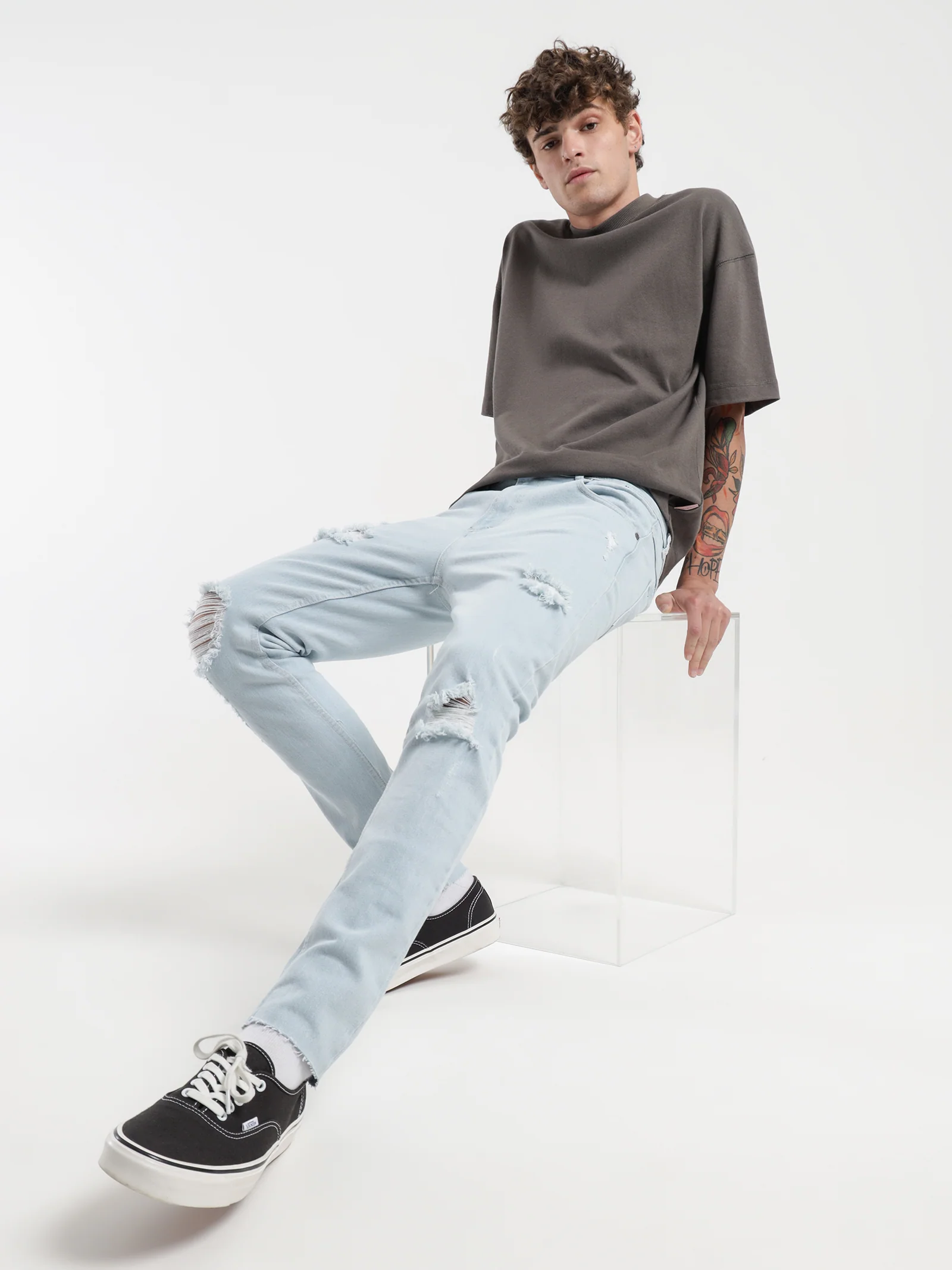 Arden Rip Skinny Jeans