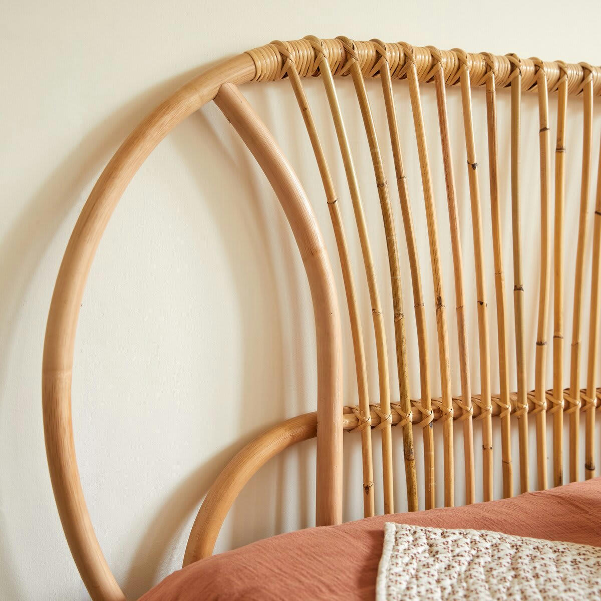 LEONTIE - Tête de lit enfant en rotin 120 cm