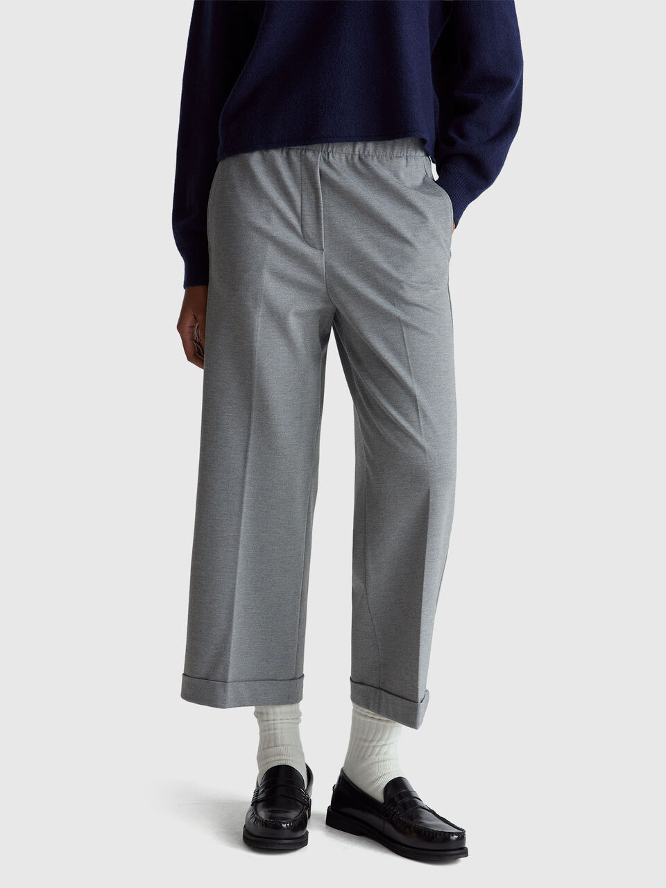 Trousers with elastic waist