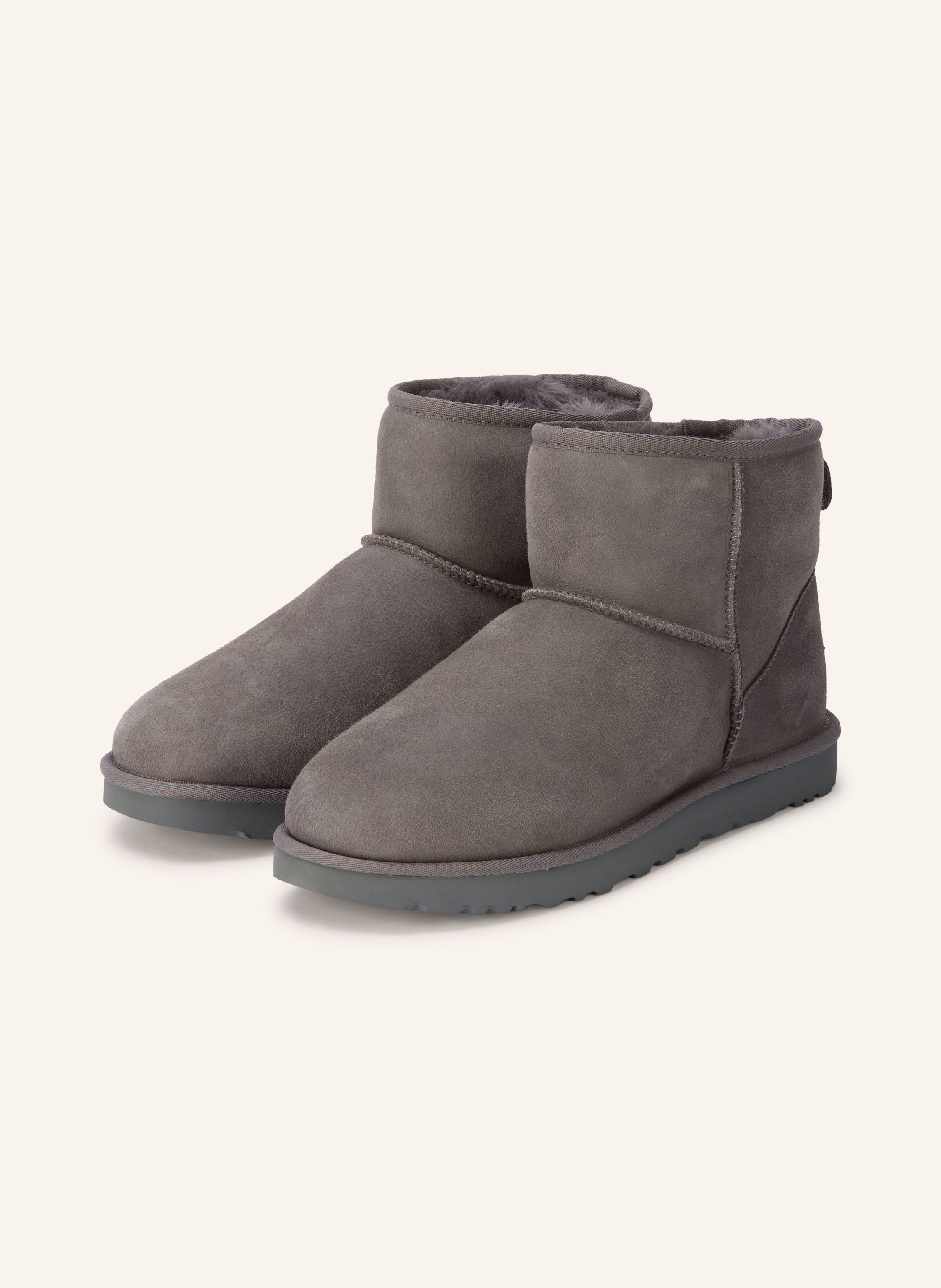 UGG Boots CLASSIC MINI II
