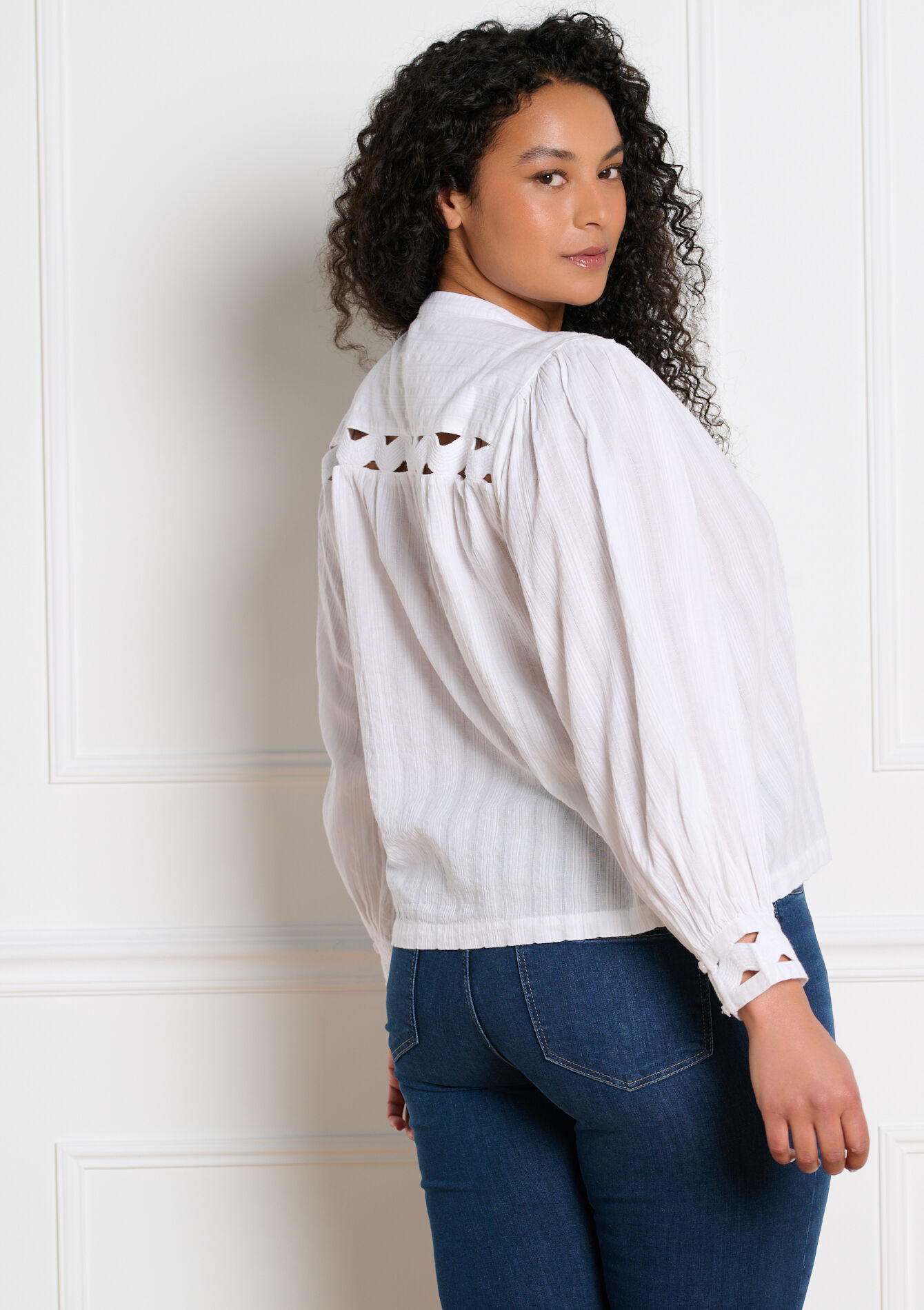 Luchtige blouse met volumineuze mouwen