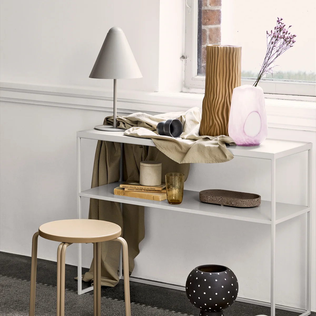 Broste Copenhagen - Magny Vase, H 43 cm, dunkelblau