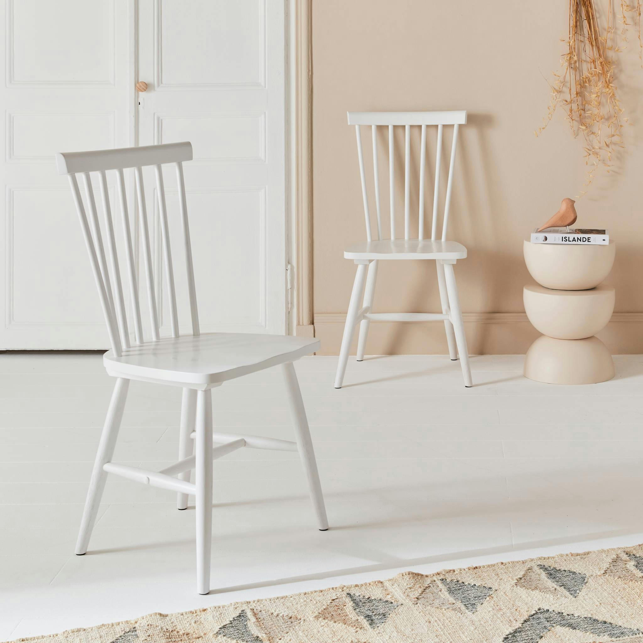 ROMIE - Lot de 2 chaises blanches à barreaux en bois d'hévéa