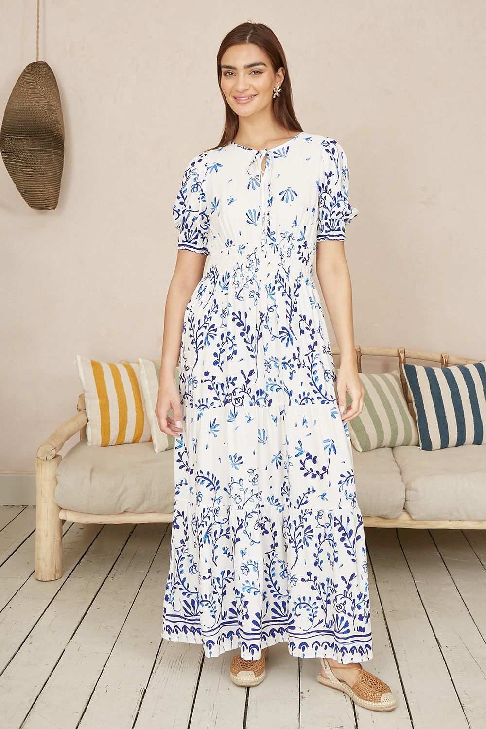 Yumi White Border Print Maxi Dress