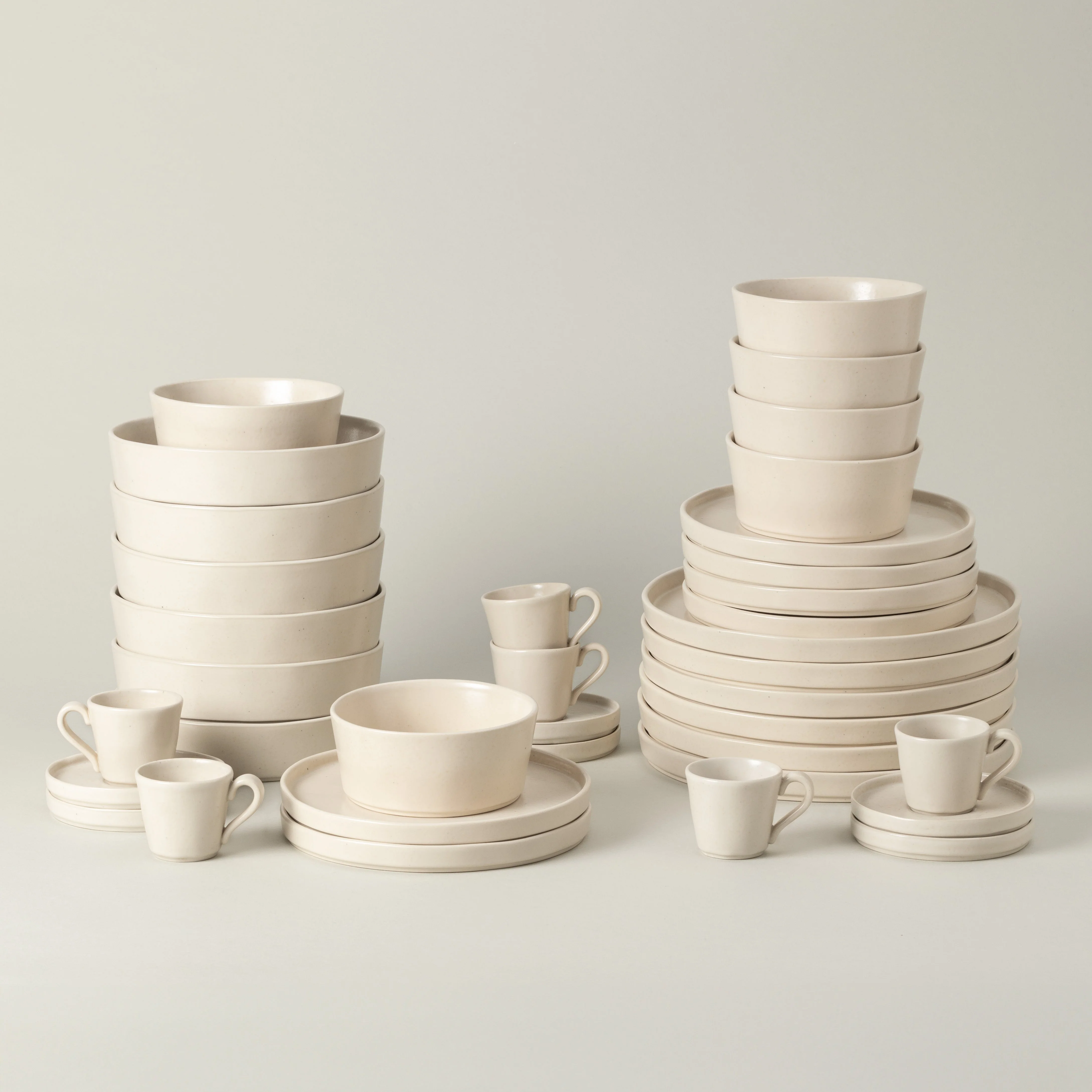 30-Piece Dinnerware Set with Coffee Cup and Saucer Lagoa
