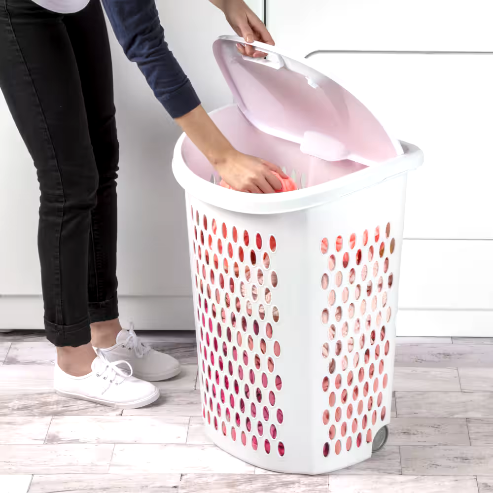 Sterilite Bushel Ultra Wheeled Laundry Hamper, 20.1 L x 15.4 W x 26.75-in H