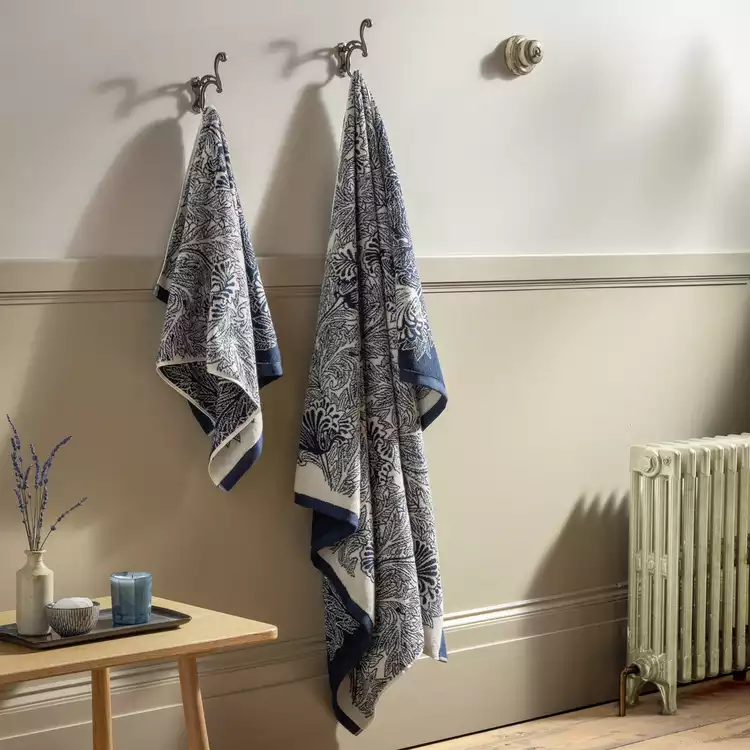 Habitat x Morris & Co. Tulip Toile Bath Sheet - Navy