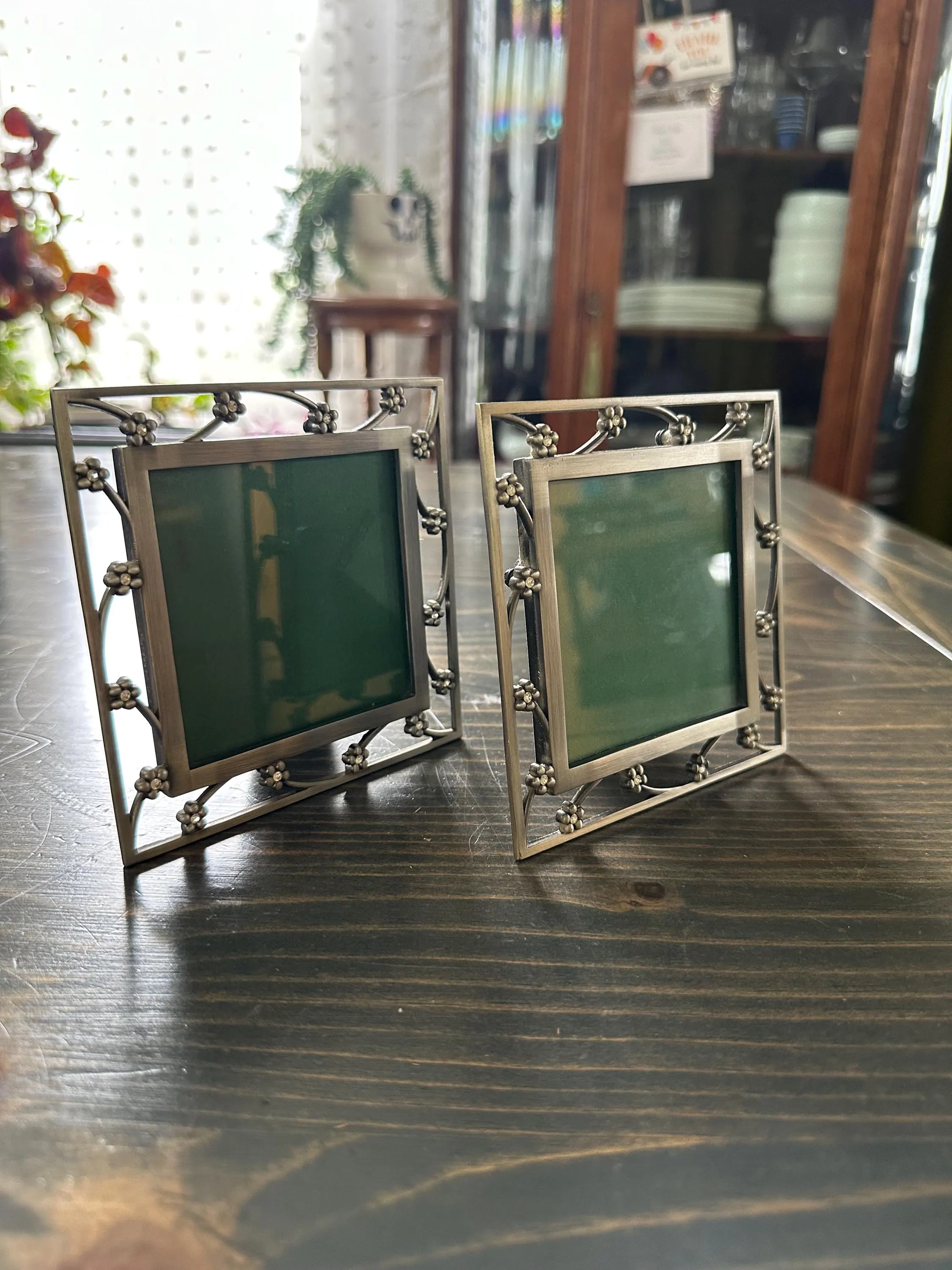 Vintage Y2K Silver Floral Vine Metal Picture Frames | Set of 2