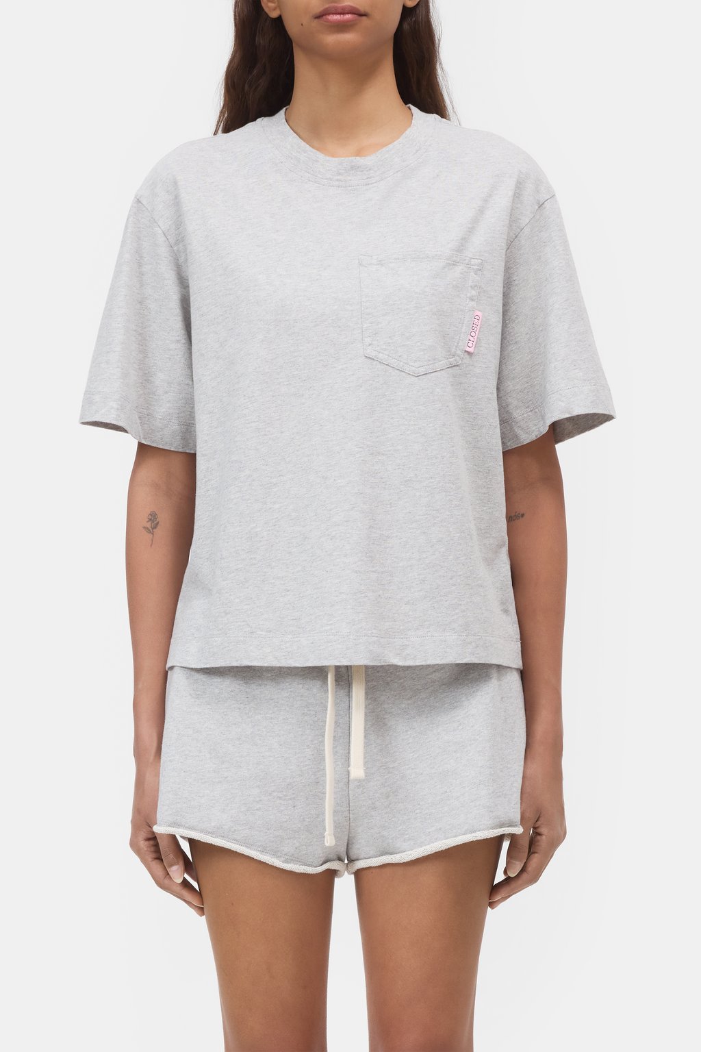 T-Shirt mit Tasche