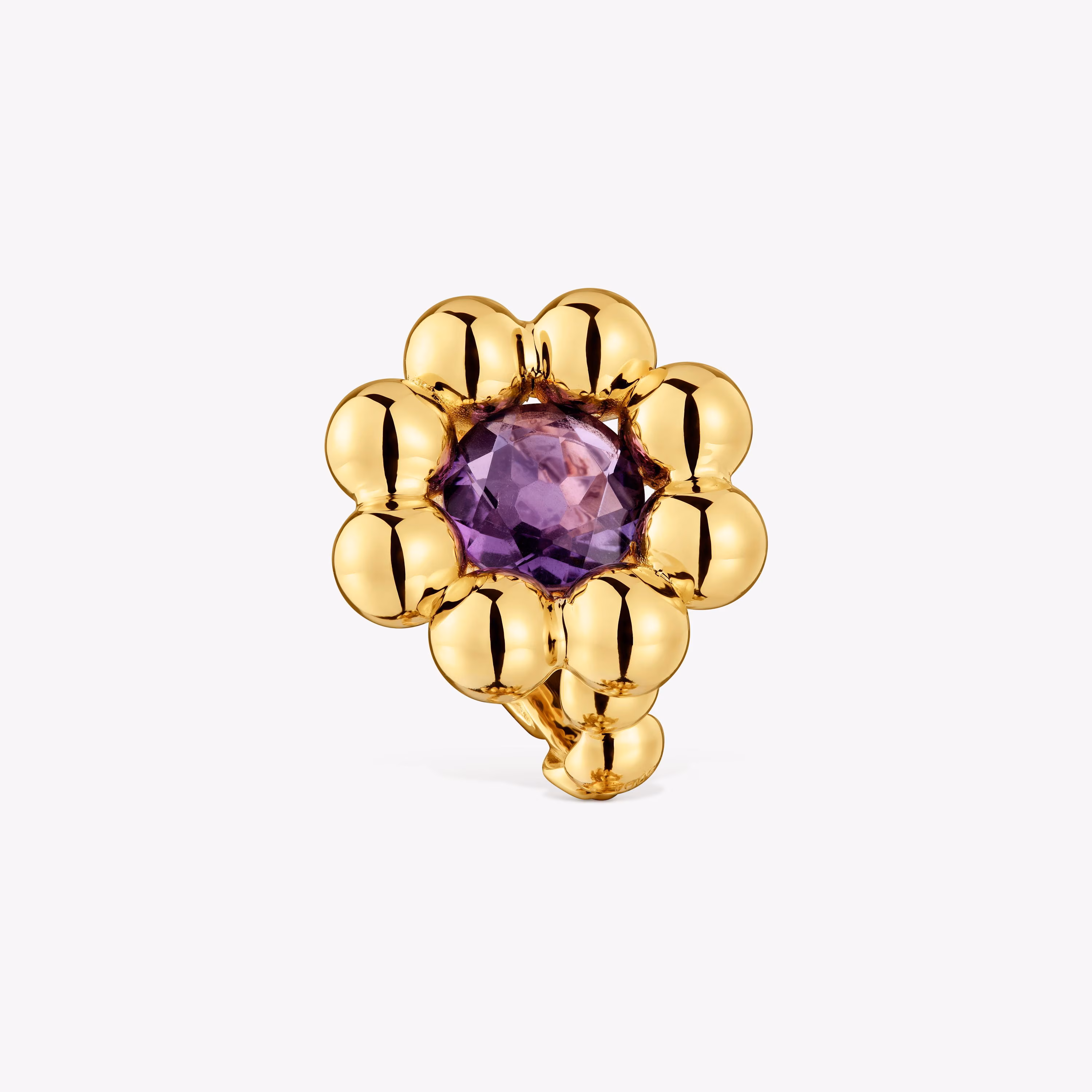 Anillo mediano flor con baño de oro 18 kt sobre plata y amatista Sugar Party