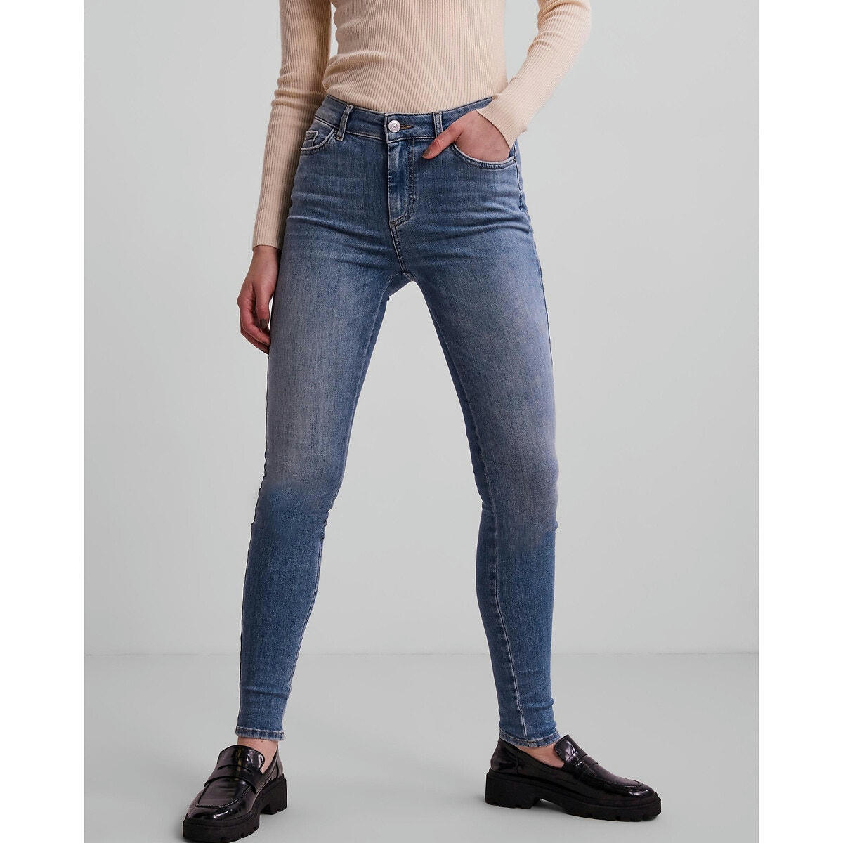 Jean skinny, taille standard