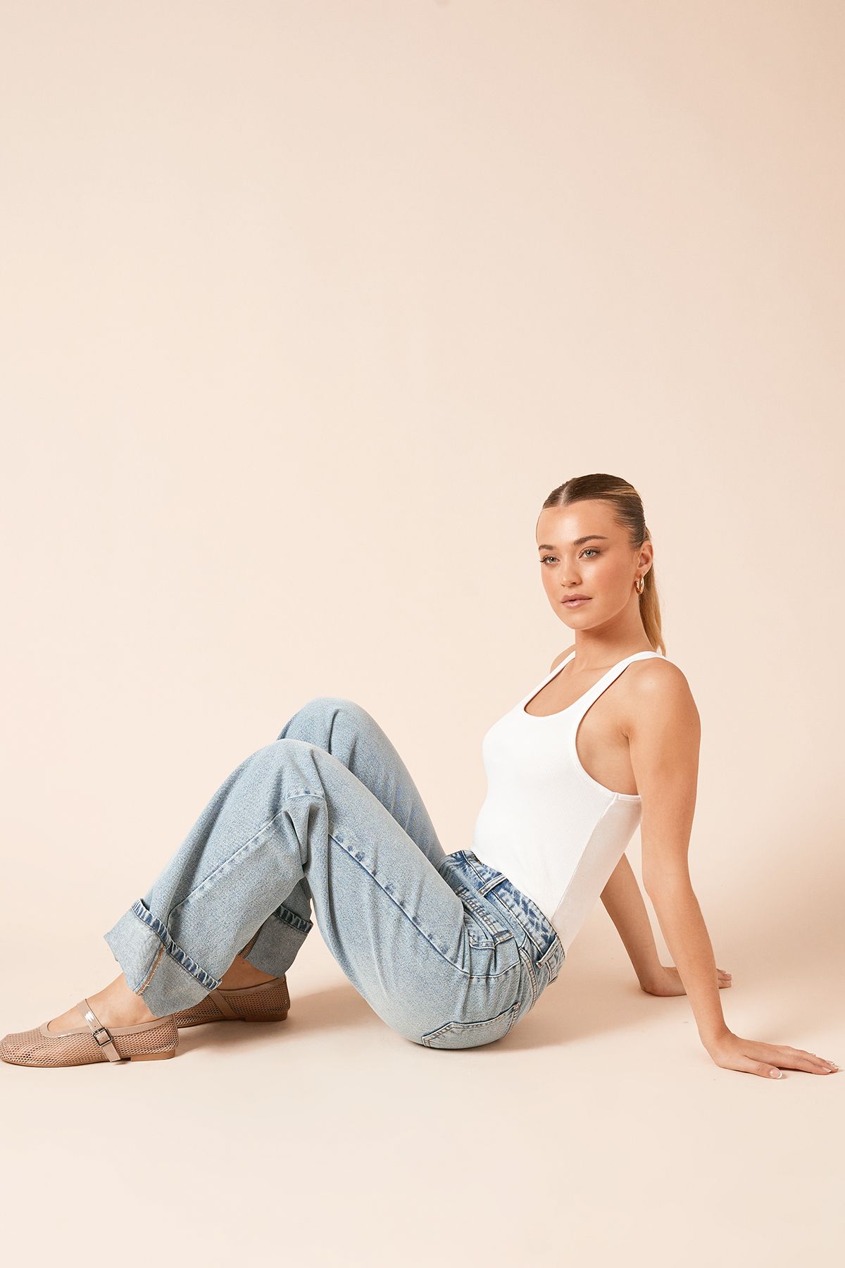 Dorothy Perkins Straight Leg Jean With Patch Pockets