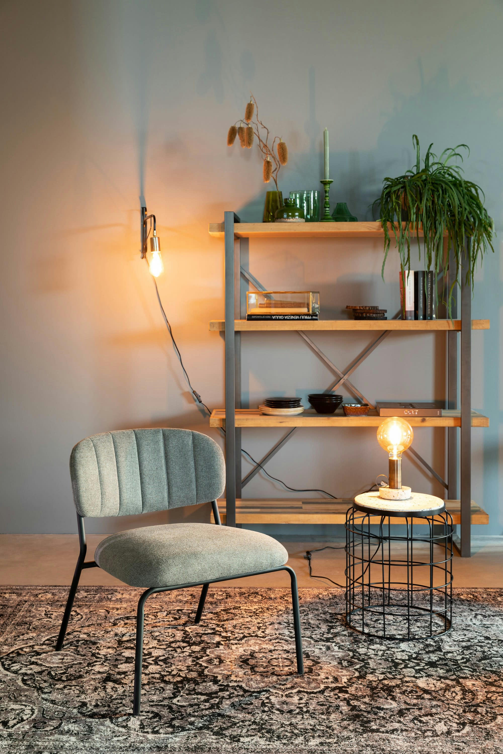 JOLIEN - Chaise profonde en tissu gris