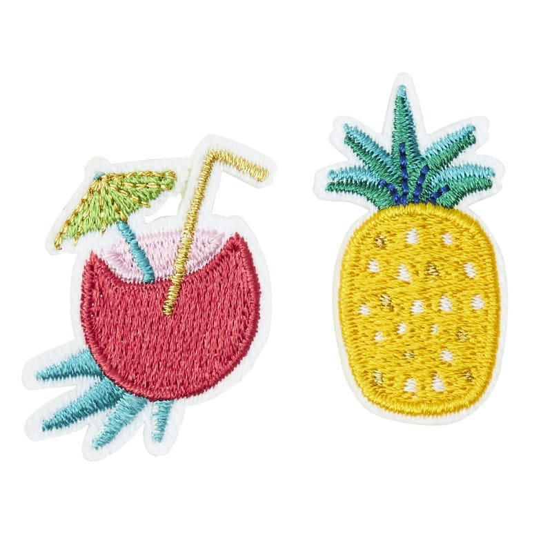 - Broche brodée coco ananas
