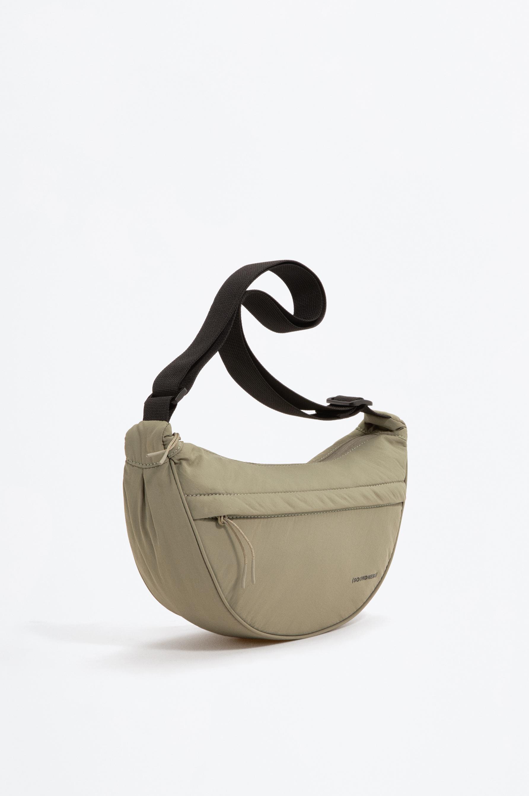 Bolso media luna nailon Soundness