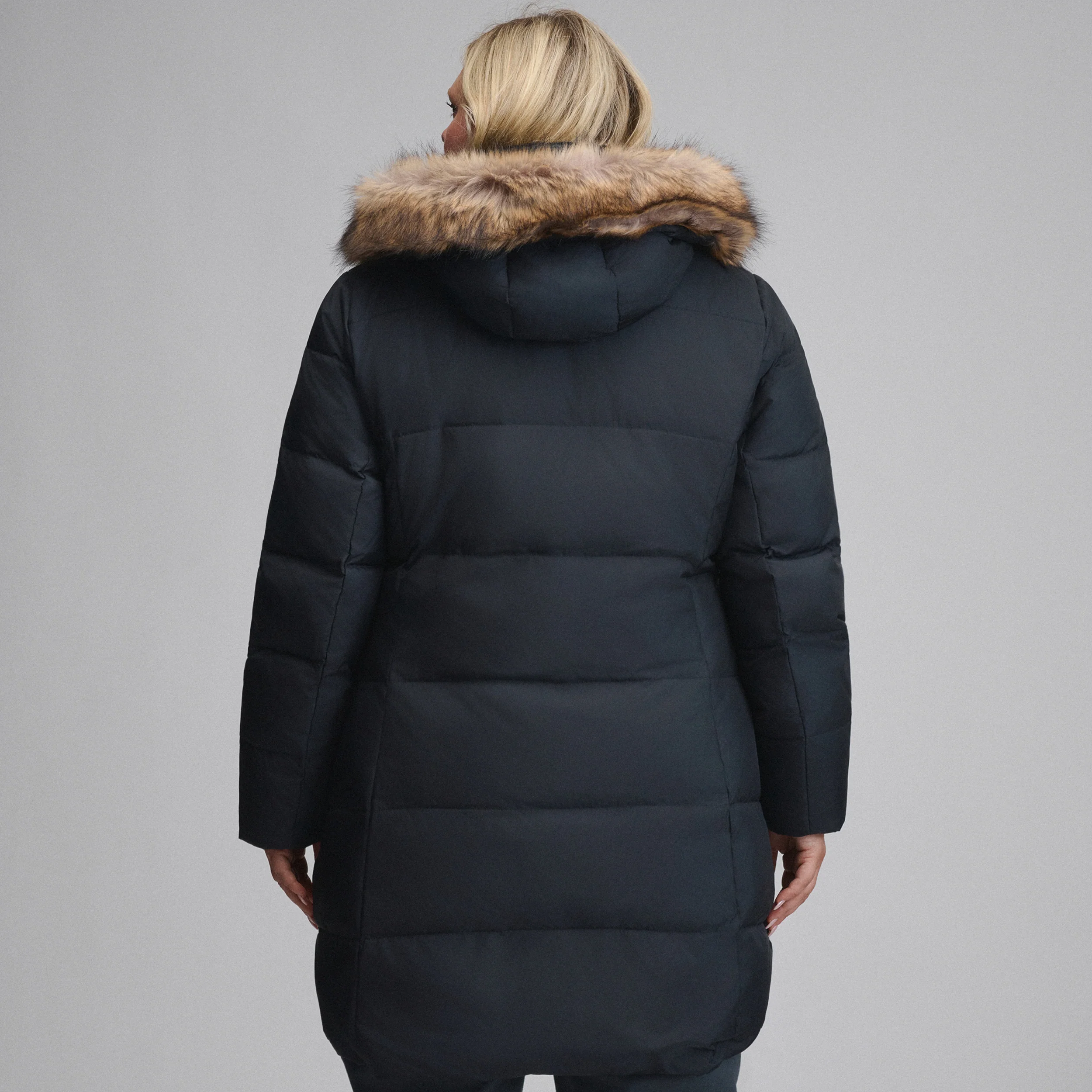 Women's Lodge Cascadian Down Hooded Parka
