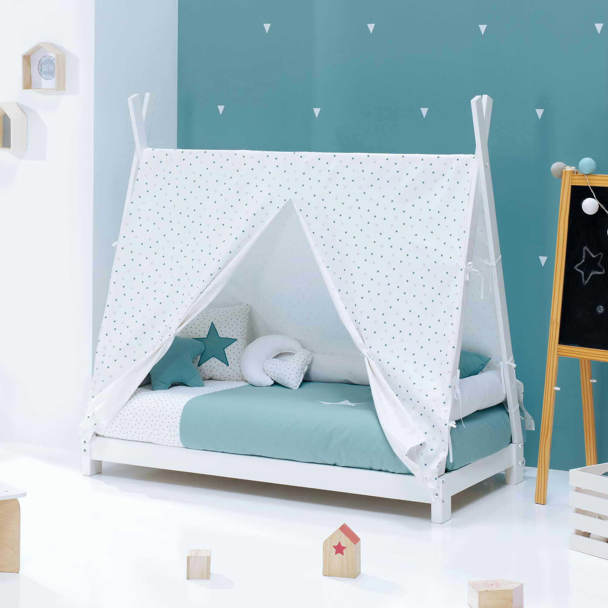 INDY - Lit Montessori 70x140 cm pour bébé avec textile en aigue-marine