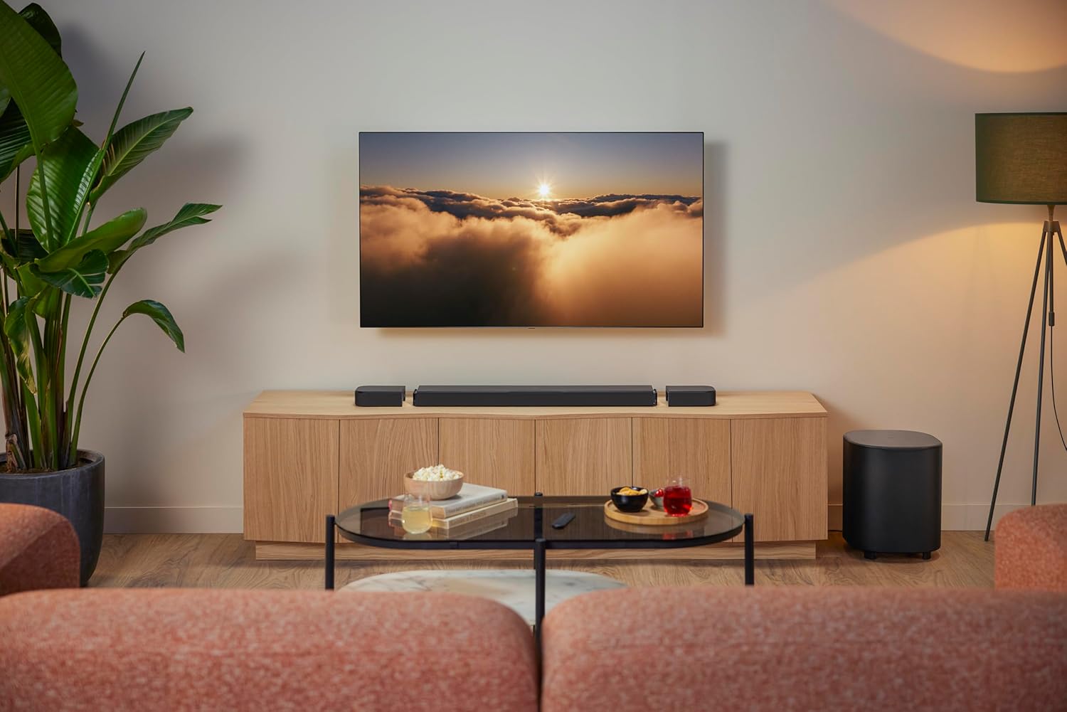JBL Bar 700MK2-7.1 Channel soundbar System with Detachable Speakers and Dolby Atmos  780W max Output Power and a 10 Wireless subwoofer  Works with Voice Assistant-Enabled Speakers (Black)