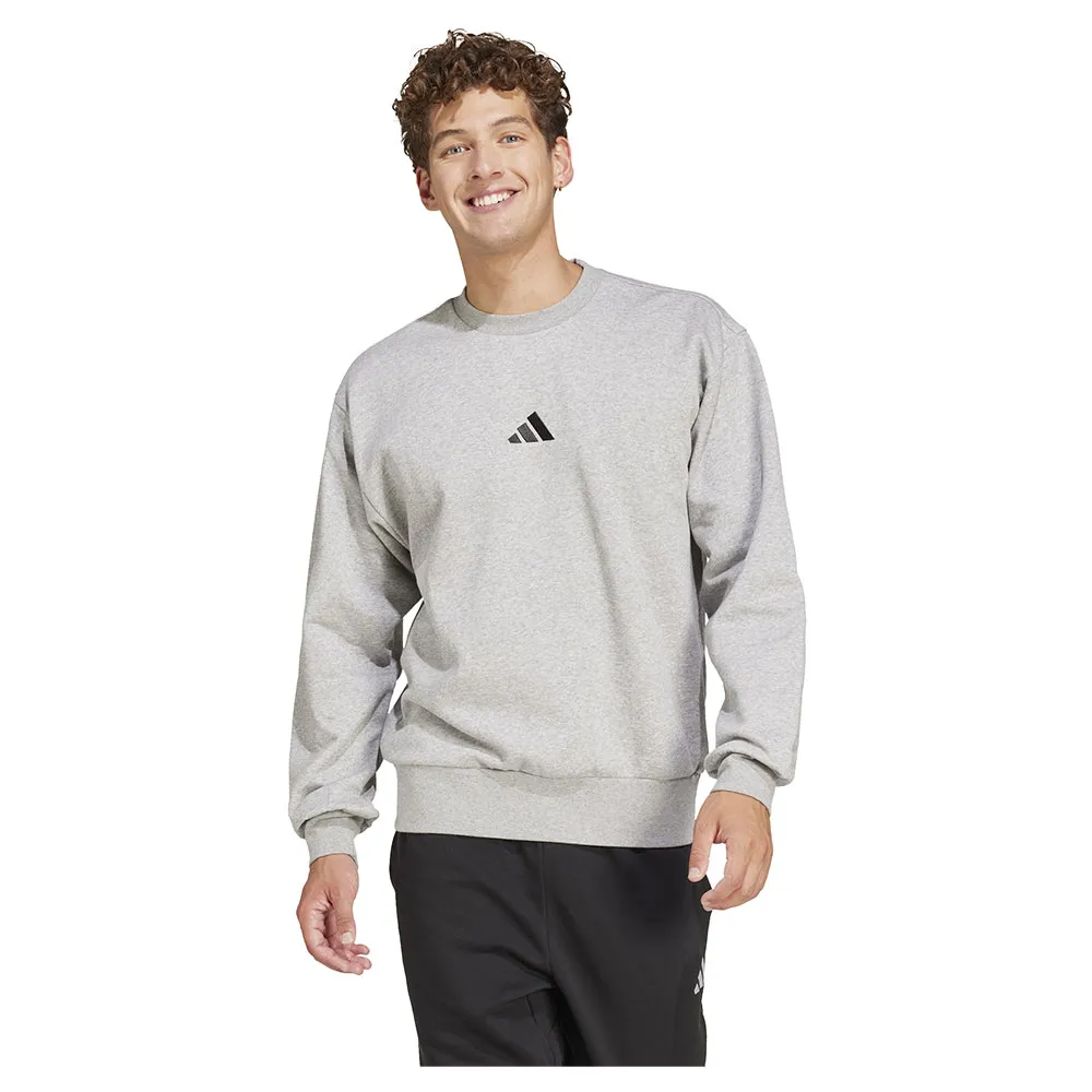 adidas Essentials Feelcozy Fleece sweatshirt
