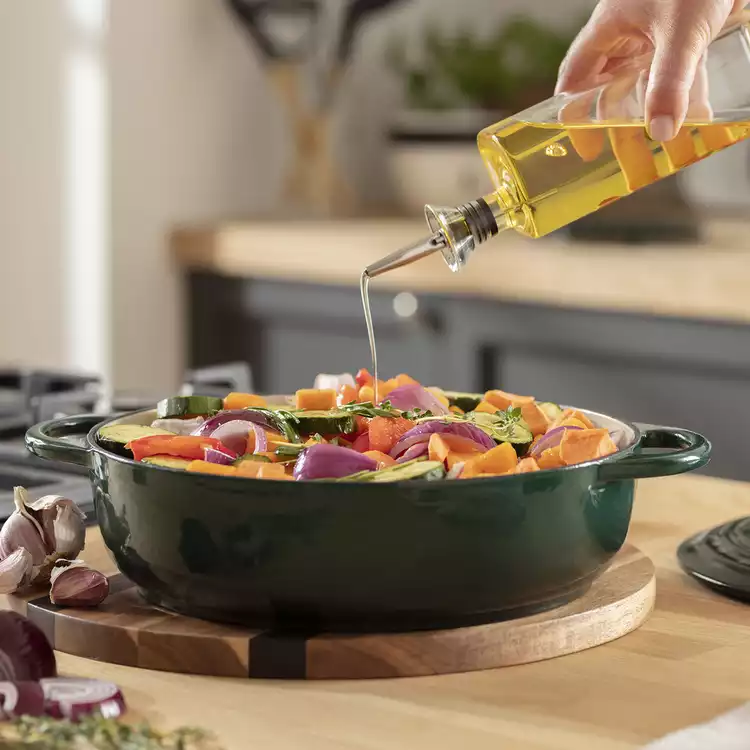 Habitat 4 Litre Cast Iron Shallow Casserole Dish - Green