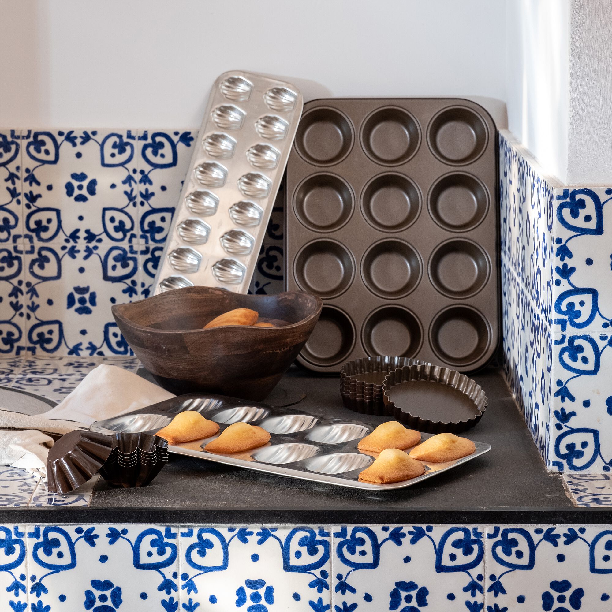 GOBEL - Lot de 6 moules à tartelette en acier D12cm - marron