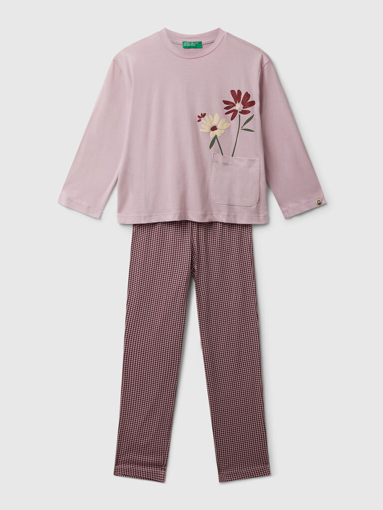 Pyjamas with flower print