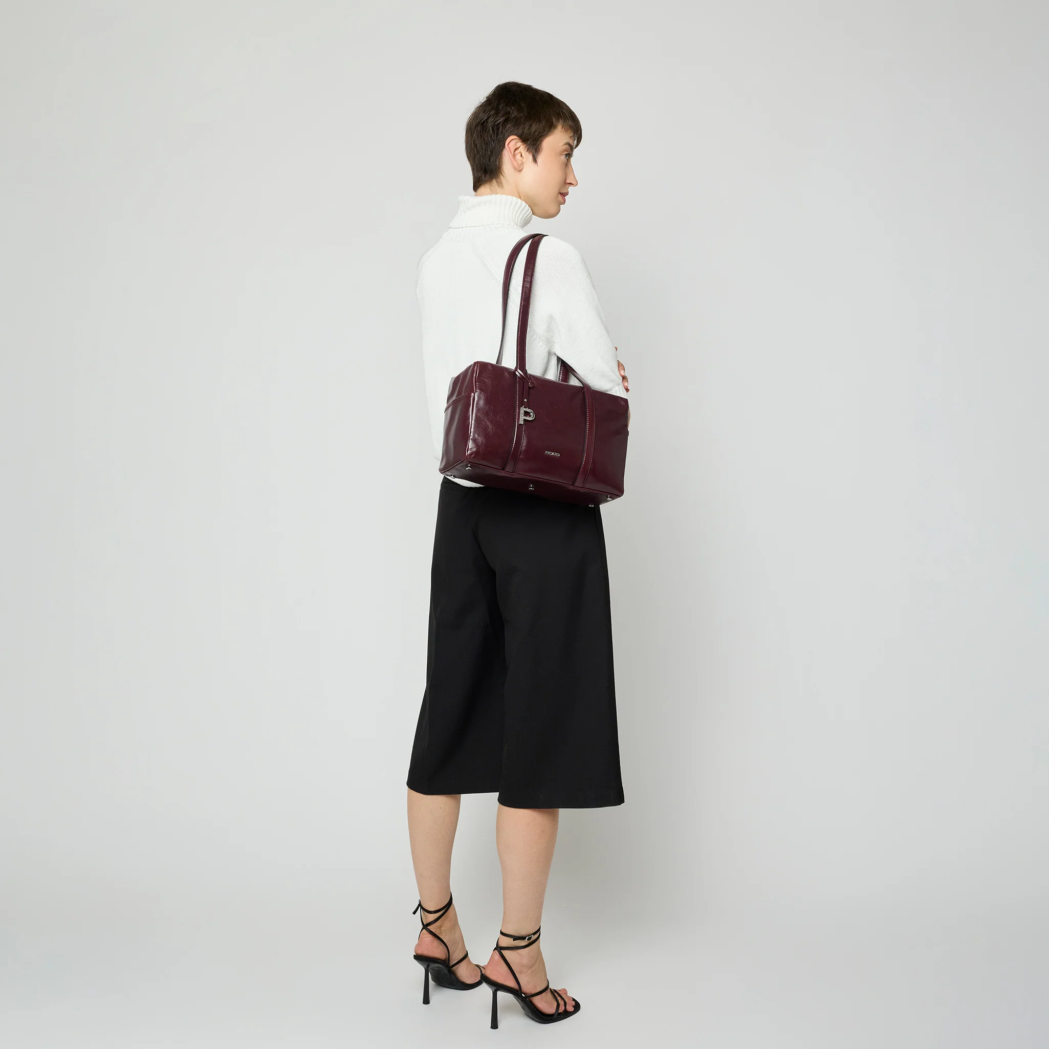 Schultertasche Peakline 5686