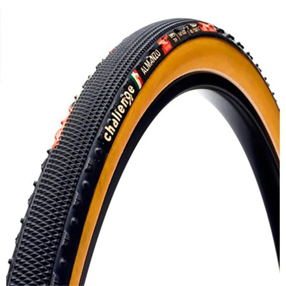 Challenge Almanzo Pro Hand Made Tubeless 700C x 33 gravel tyre