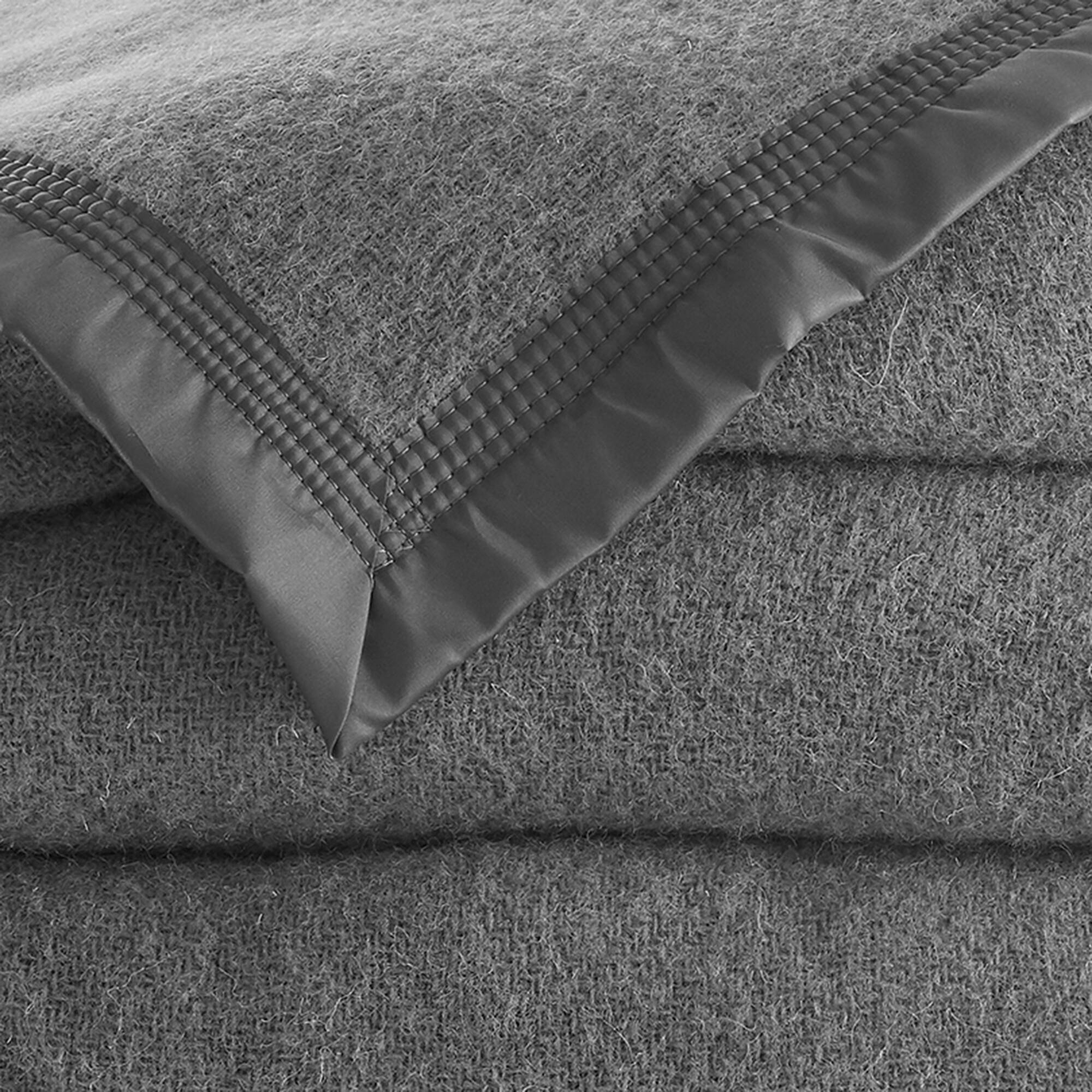 Couverture laine 1er prix 350 g/m²